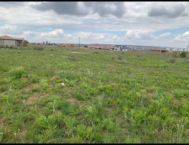 1,471M² VACANT LAND FOR SALE IN KAYDALE